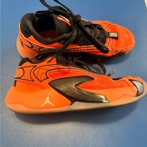 Jordan Luka 2 "Bright Mango" Big Kid Boys' Sneaker